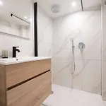 Cia - Spacious Duplex, Grands Boulevards Apartament *