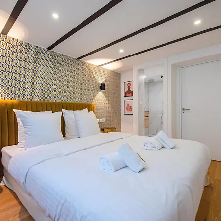 Cia - Spacious Duplex, Grands Boulevards * باريس