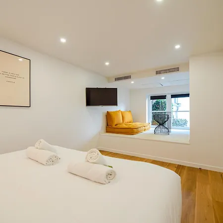 Cia - Spacious Duplex, Grands Boulevards Apartamento *