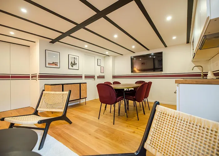 דירה Cia - Spacious Duplex, Grands Boulevards