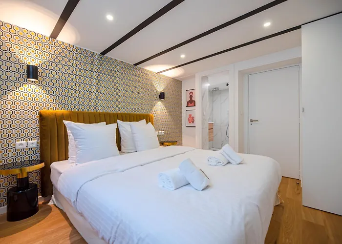 Cia - Spacious Duplex, Grands Boulevards * פריז