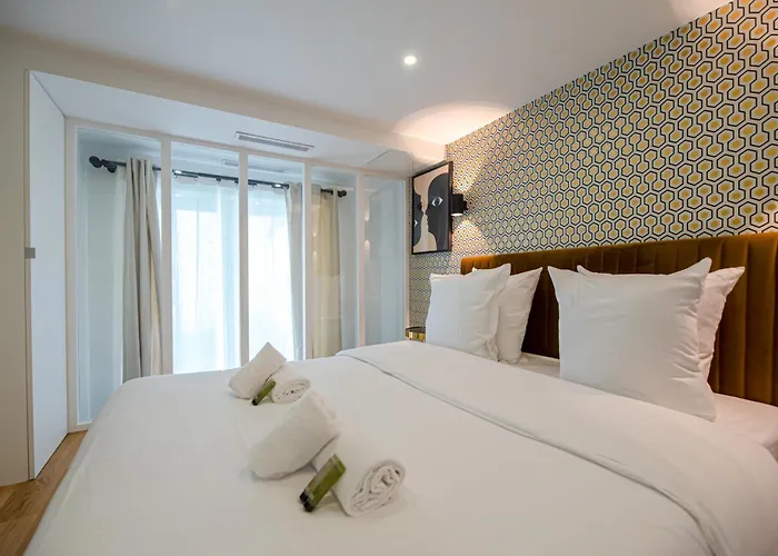 דירה Cia - Spacious Duplex, Grands Boulevards