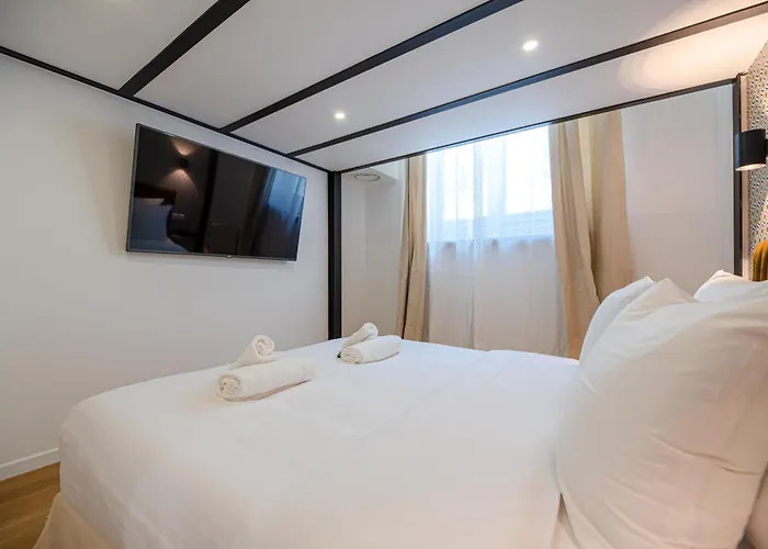 דירה Cia - Spacious Duplex, Grands Boulevards פריז