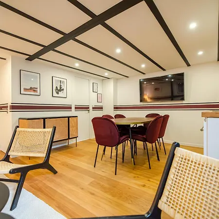 Lägenhet Cia - Spacious Duplex, Grands Boulevards