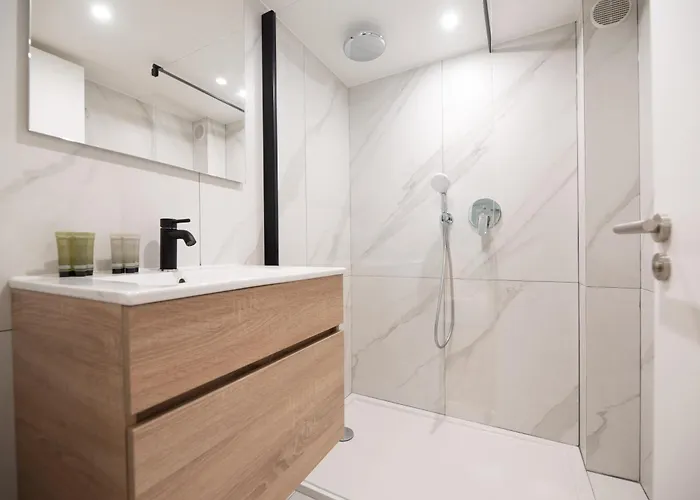 Cia - Spacious Duplex, Grands Boulevards Lägenhet *