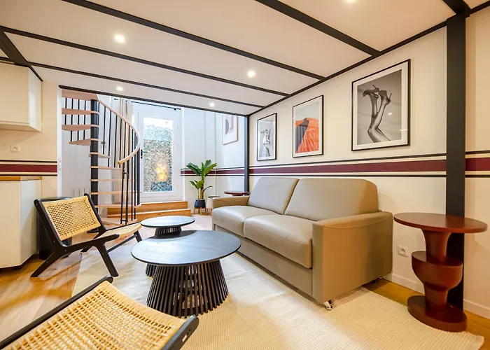 Cia - Spacious Duplex, Grands Boulevards Lägenhet Paris