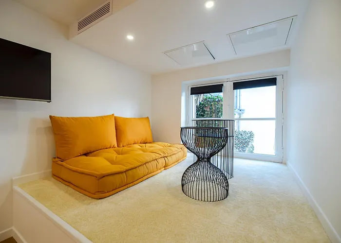 Lägenhet Cia - Spacious Duplex, Grands Boulevards